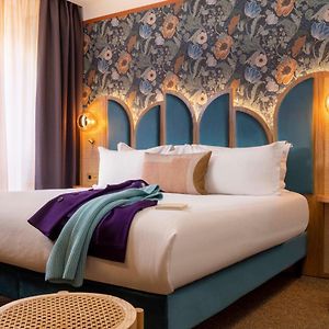 Comfort King or Twin Room